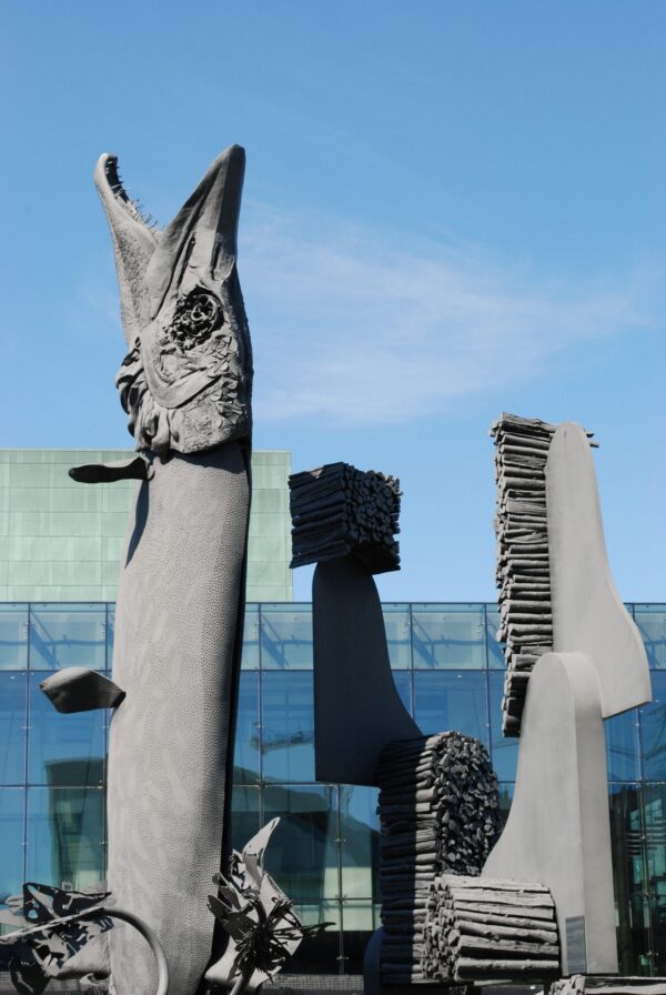 Capital of Contrasts: A Helsinki Walking Tour - Image 17