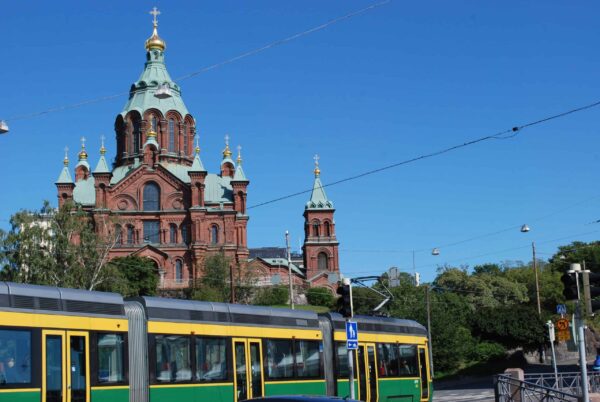 Capital of Contrasts: A Helsinki Walking Tour - Image 4