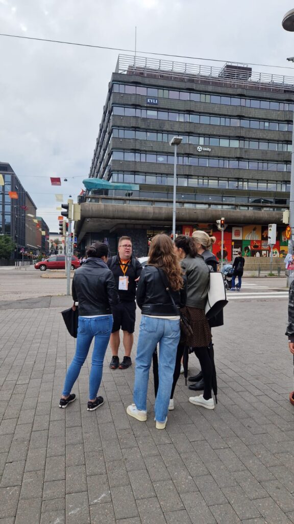 Self-guided walking tour of Helsinki near Senate Square